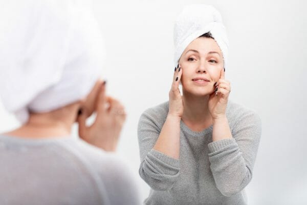 The ultimate skincare routine for women in their 40s - Oralift