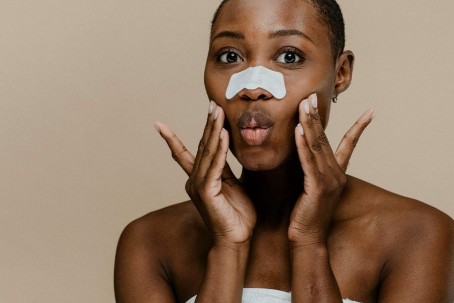 8 ways to naturally close your pores